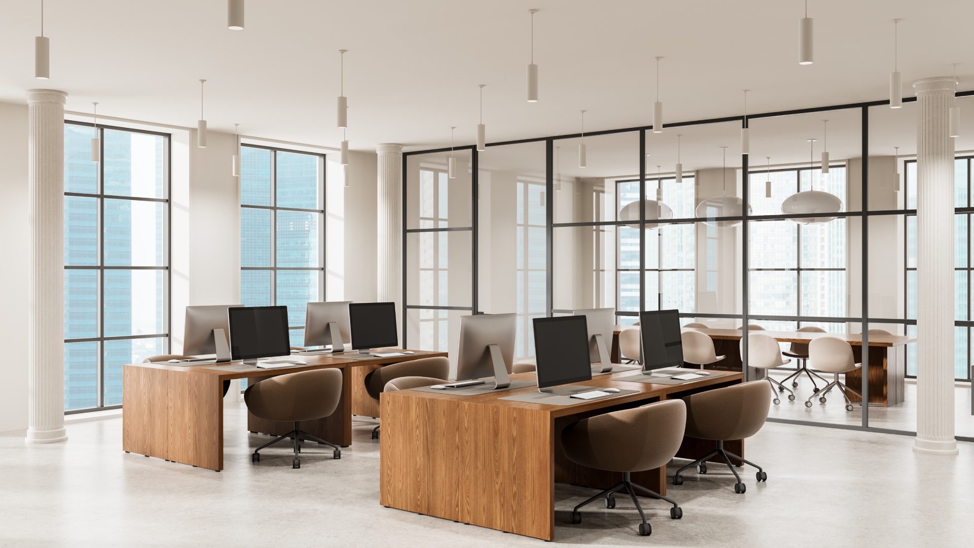 Open space moderne avec bureaux en bois, audit énergétique et DPE tertiaire